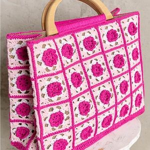 🆕 POL - Geometric - Granny Squares - Tote Bag a Wooden Handles - Pink Floral 🌸